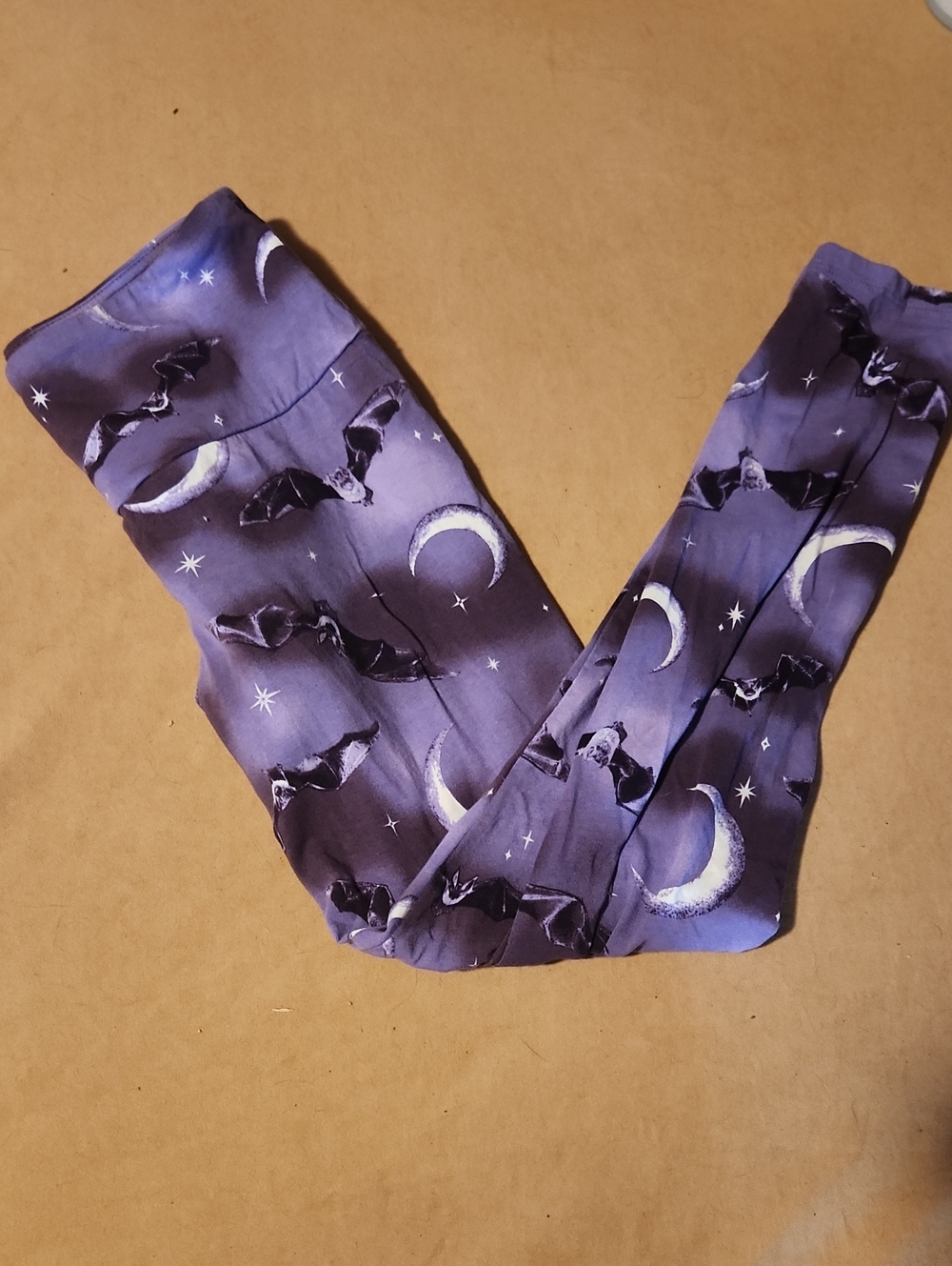 No Boundaries Purple Moon & Bat Leggings